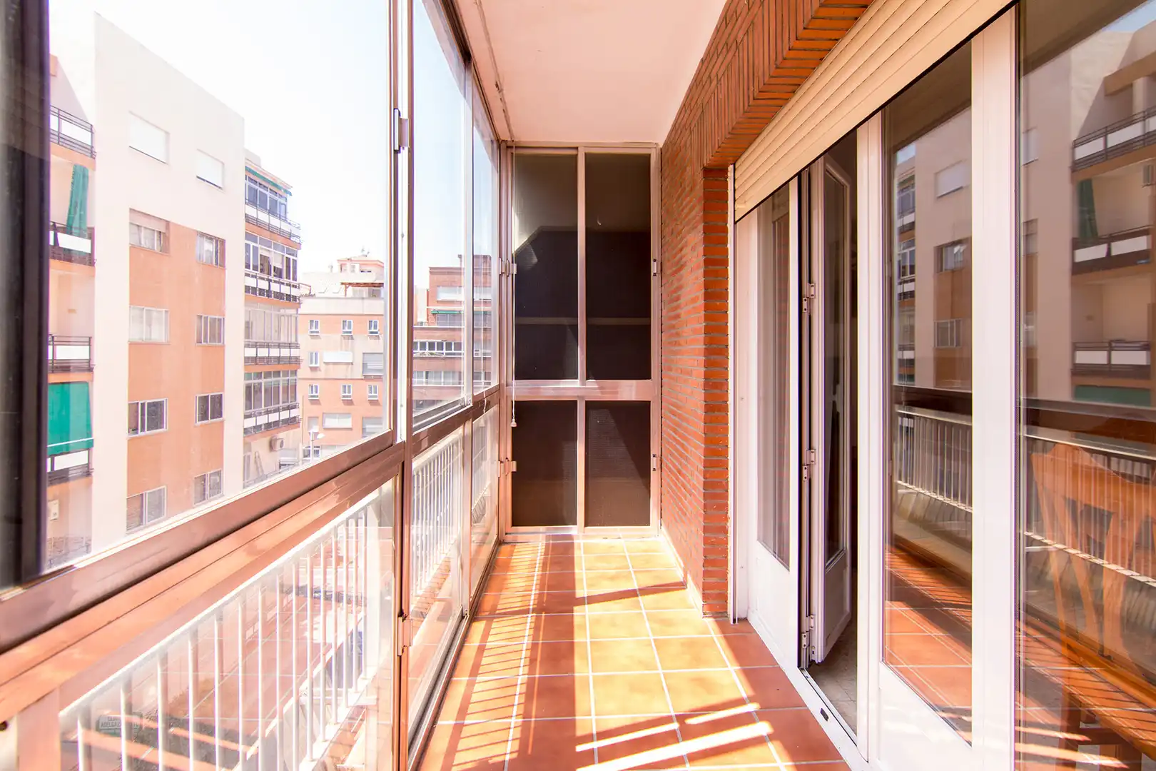 Terrassa de Pis de lloguer en Granada amb Calefacció, Moblat i Rentadora