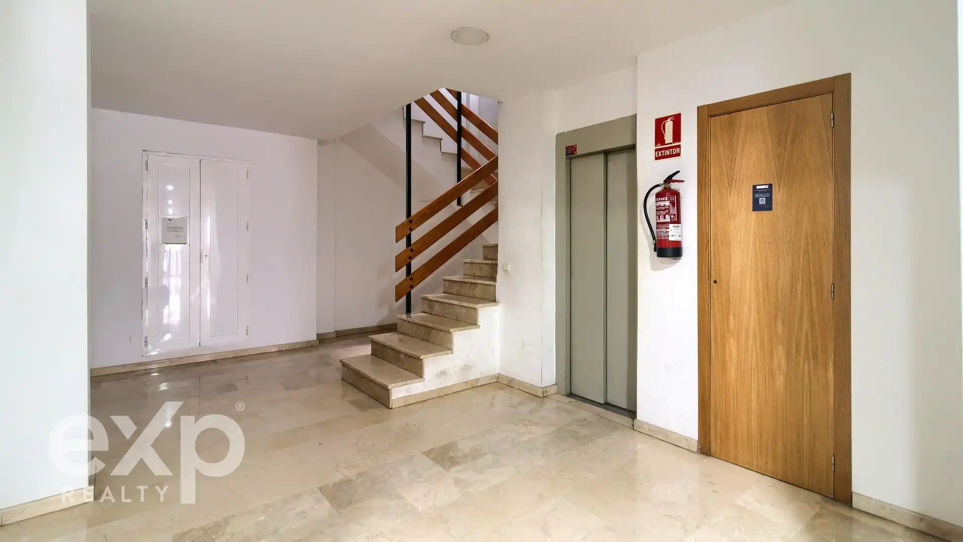 Flat for sale in Alginet  with Air Conditioner, Terrace and Storage room