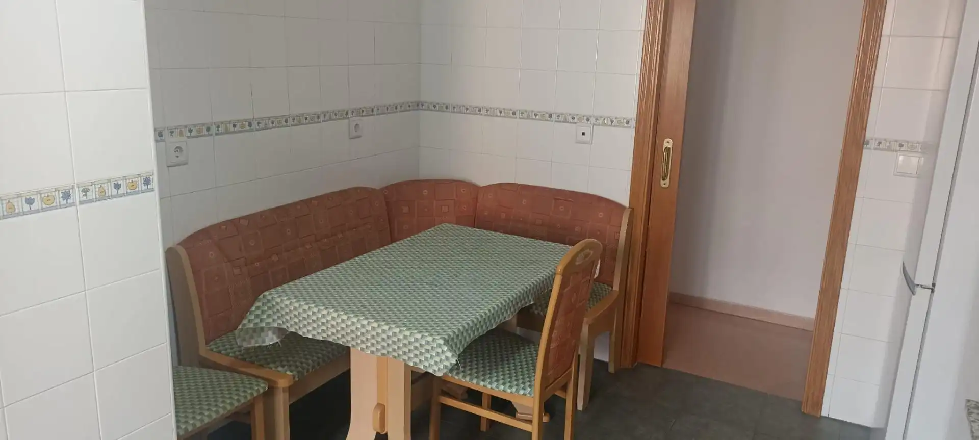 Menjador de Apartament de lloguer en Alicante / Alacant amb Terrassa, Moblat i Balcó