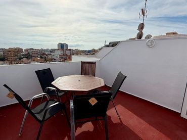 Apartment with pool to rent in Los Boliches