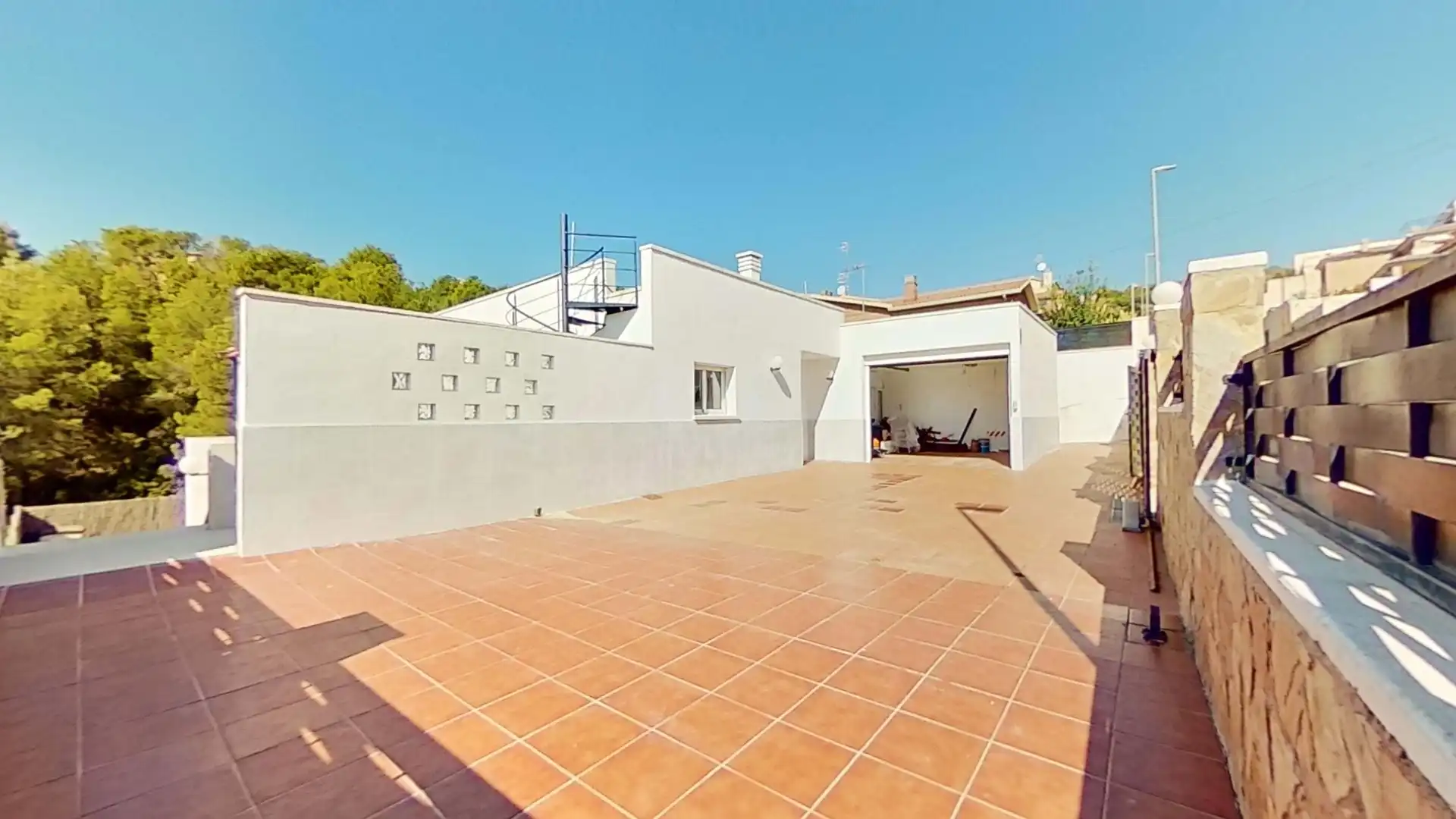 Exterior view of Houses for rent in Roda de Berà