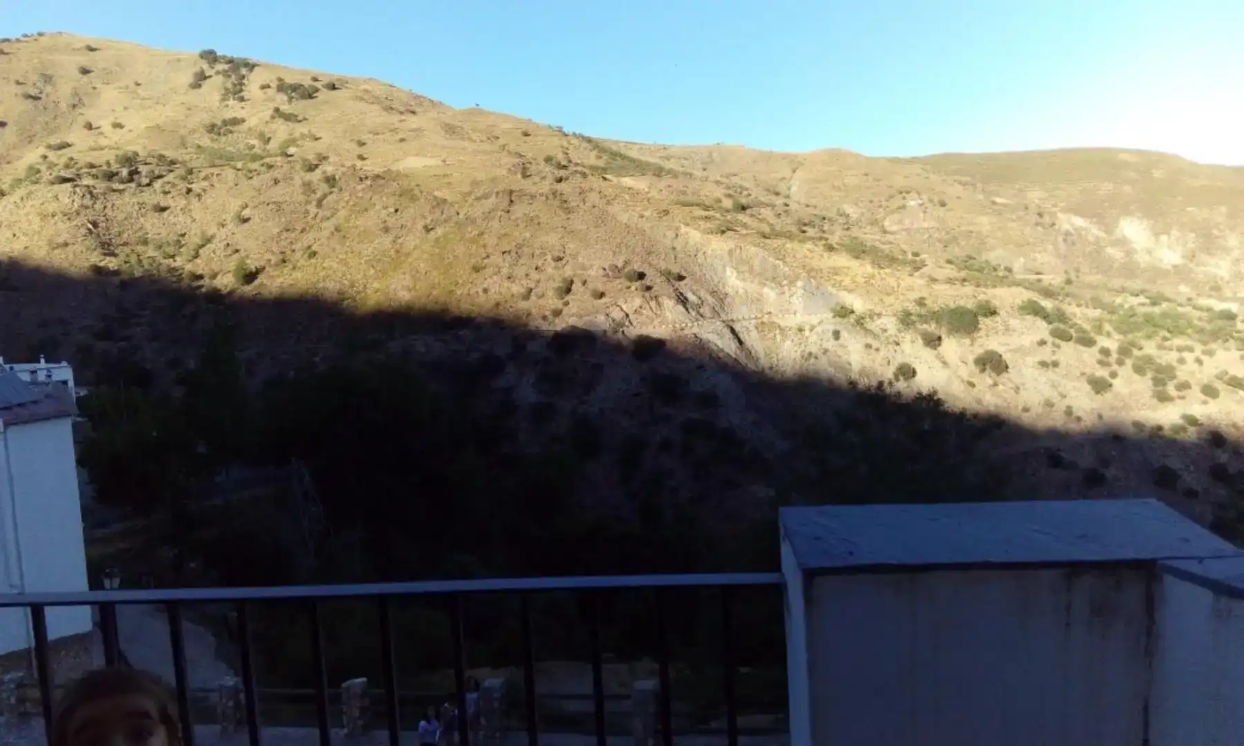 Vista exterior de Pis en venda en Alpujarra de la Sierra amb Moblat