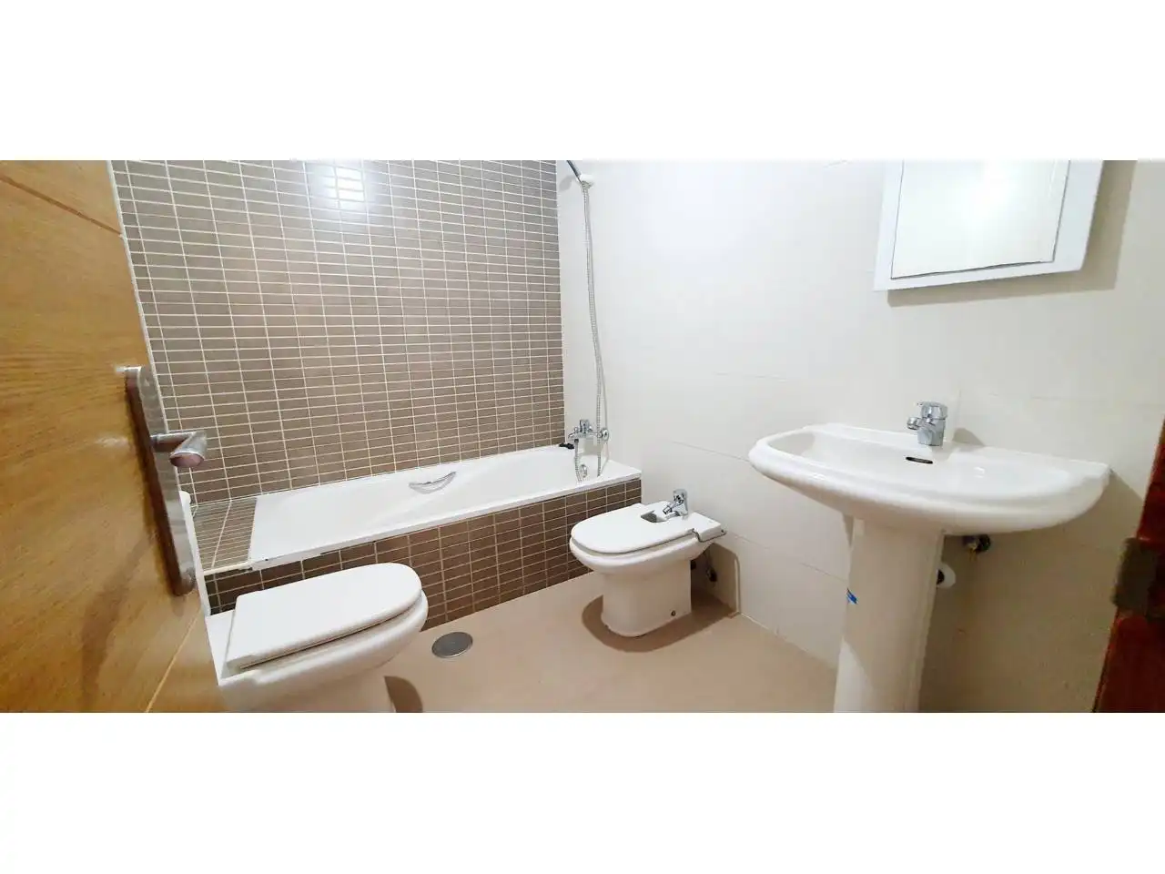 Bathroom of Flat for sale in El Ejido  with Terrace, Balcony and Alarm