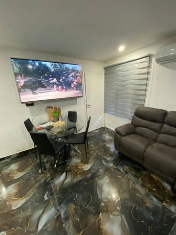 Piso en Venta en Plaça Colònia Española Mejic en La Fontsanta