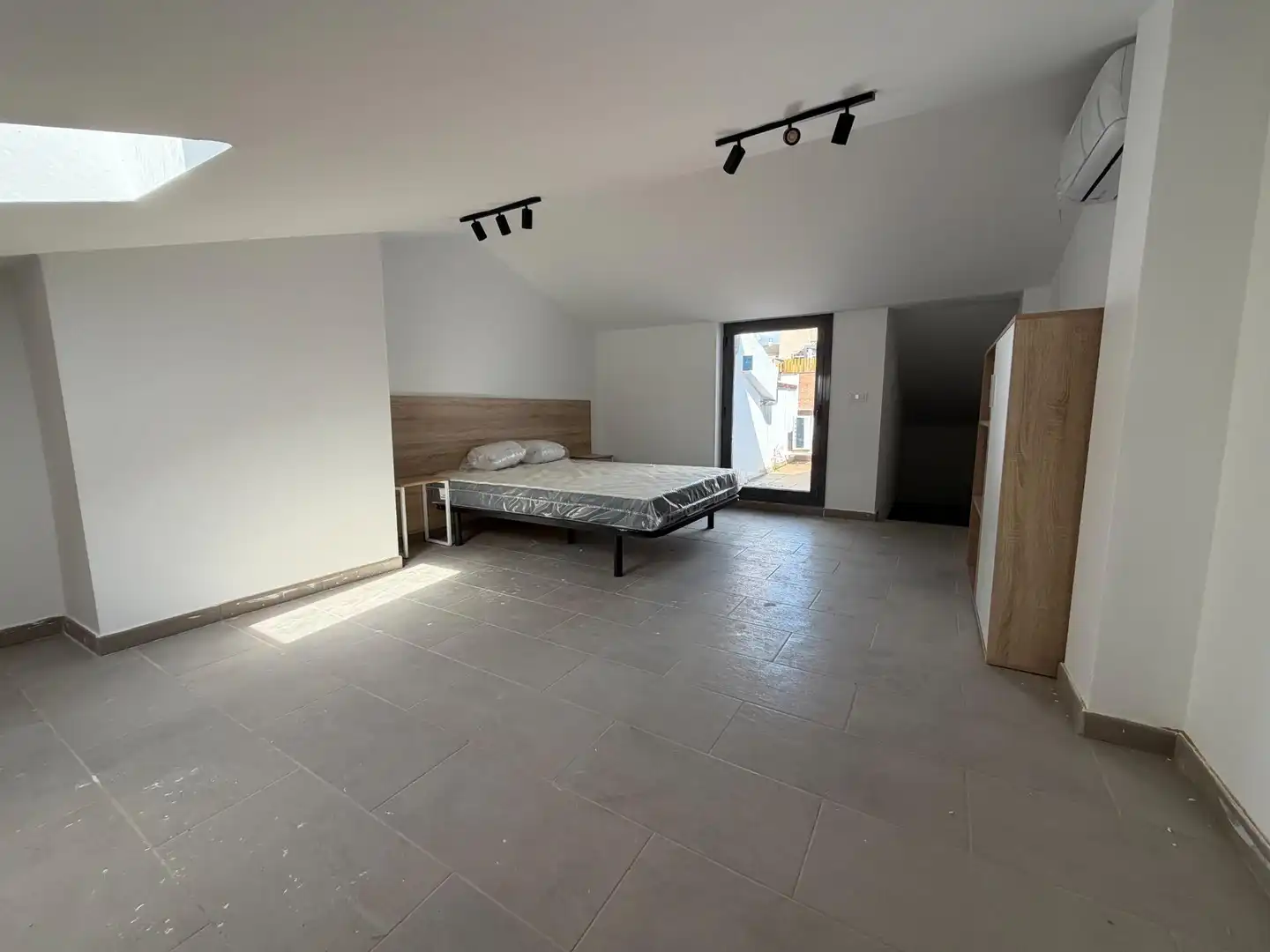 Bedroom of Attic for sale in Lleida  with Air Conditioner and Terrace