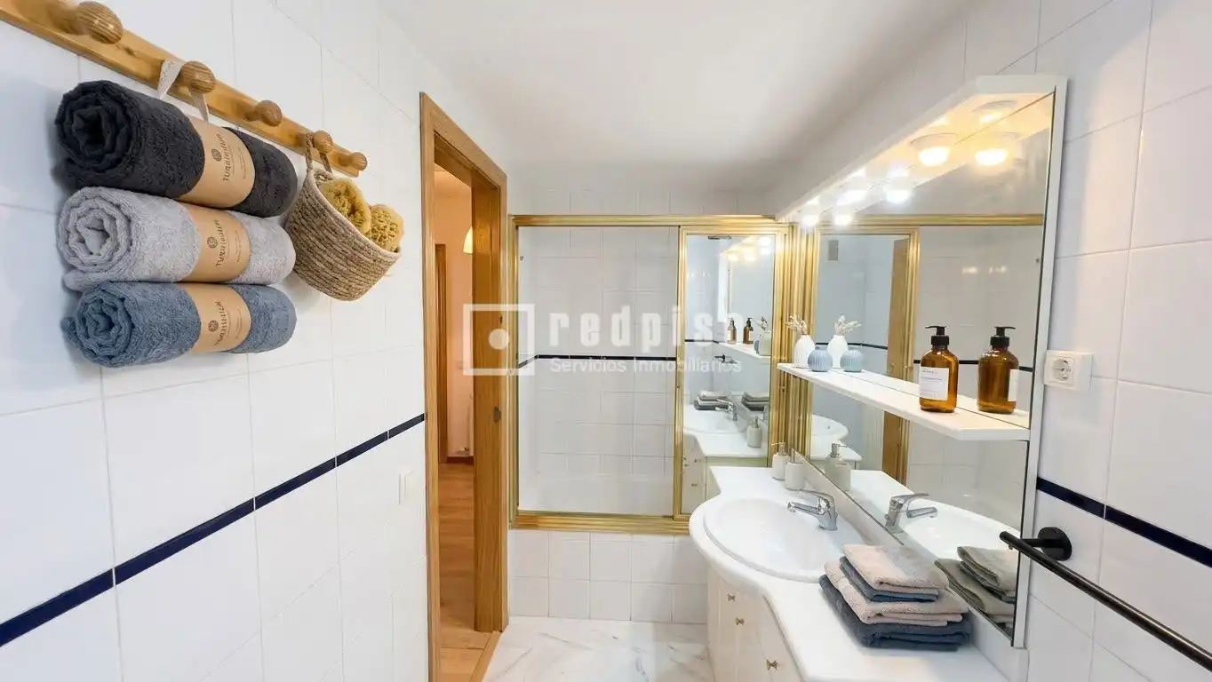 Baño de Piso en venta en Pinto con Calefacción y Terraza