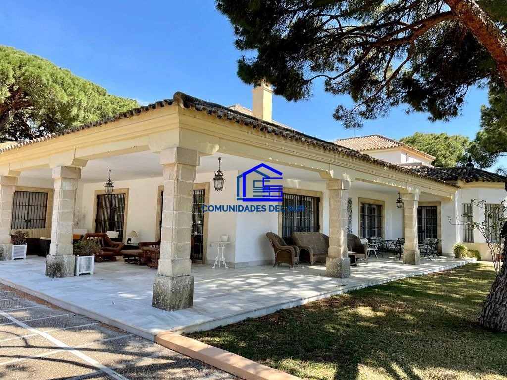 Vista exterior de Casa o xalet en venda en El Puerto de Santa María amb Aire condicionat, Calefacció i Jardí privat