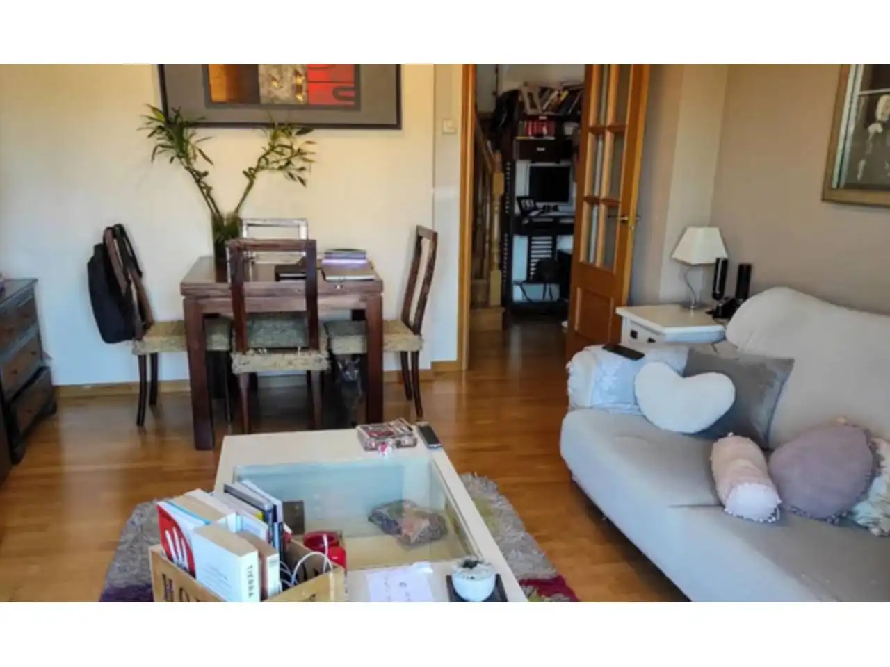 Wohnzimmer von Wohnungen zum Verkauf in Ourense Capital  mit Heizung, Parkett und Terrasse