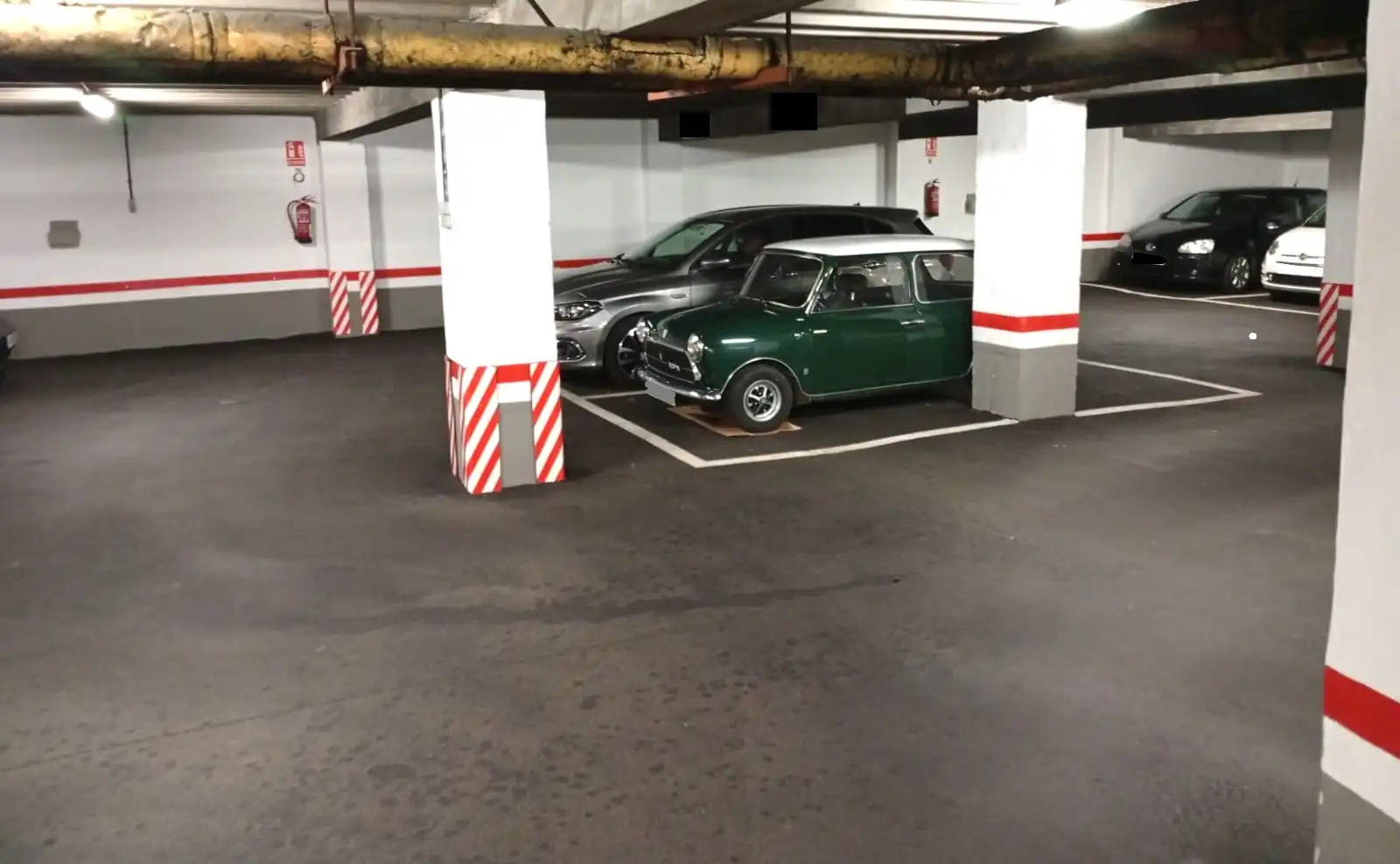 Parkplatz von Garage zum Verkauf in Oviedo 
