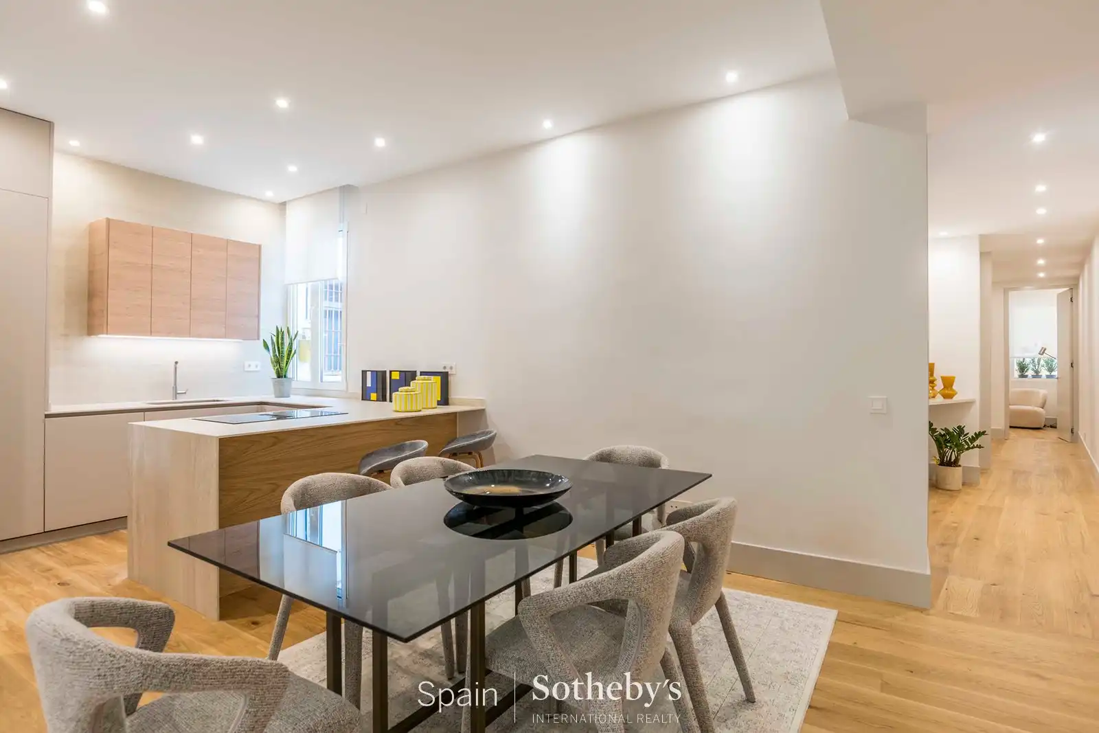 Dining room of Apartments for sale in Madrid  with Air Conditioner and Heating