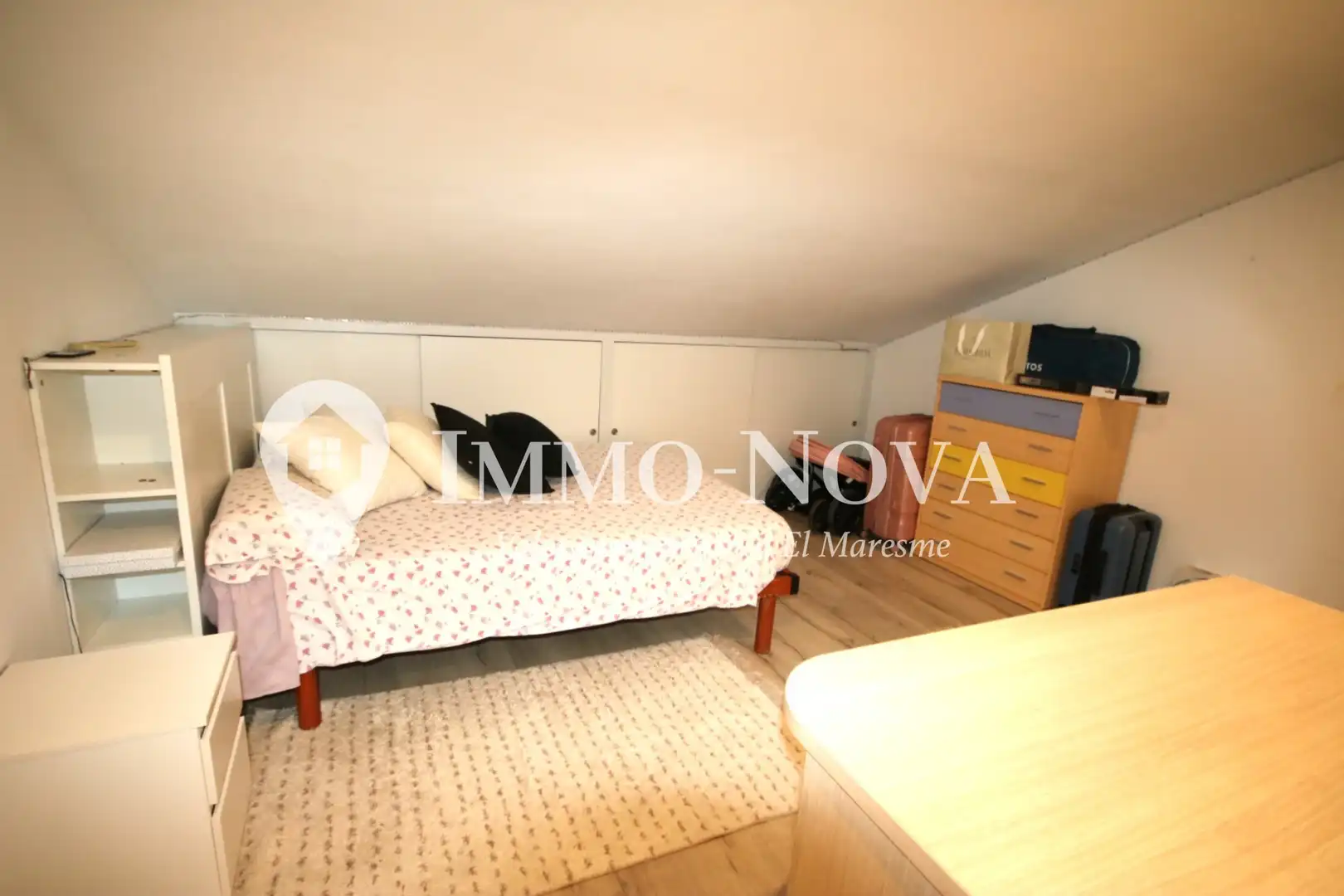 Dormitori de Dúplex en venda en Mataró amb Aire condicionat, Calefacció i Parquet