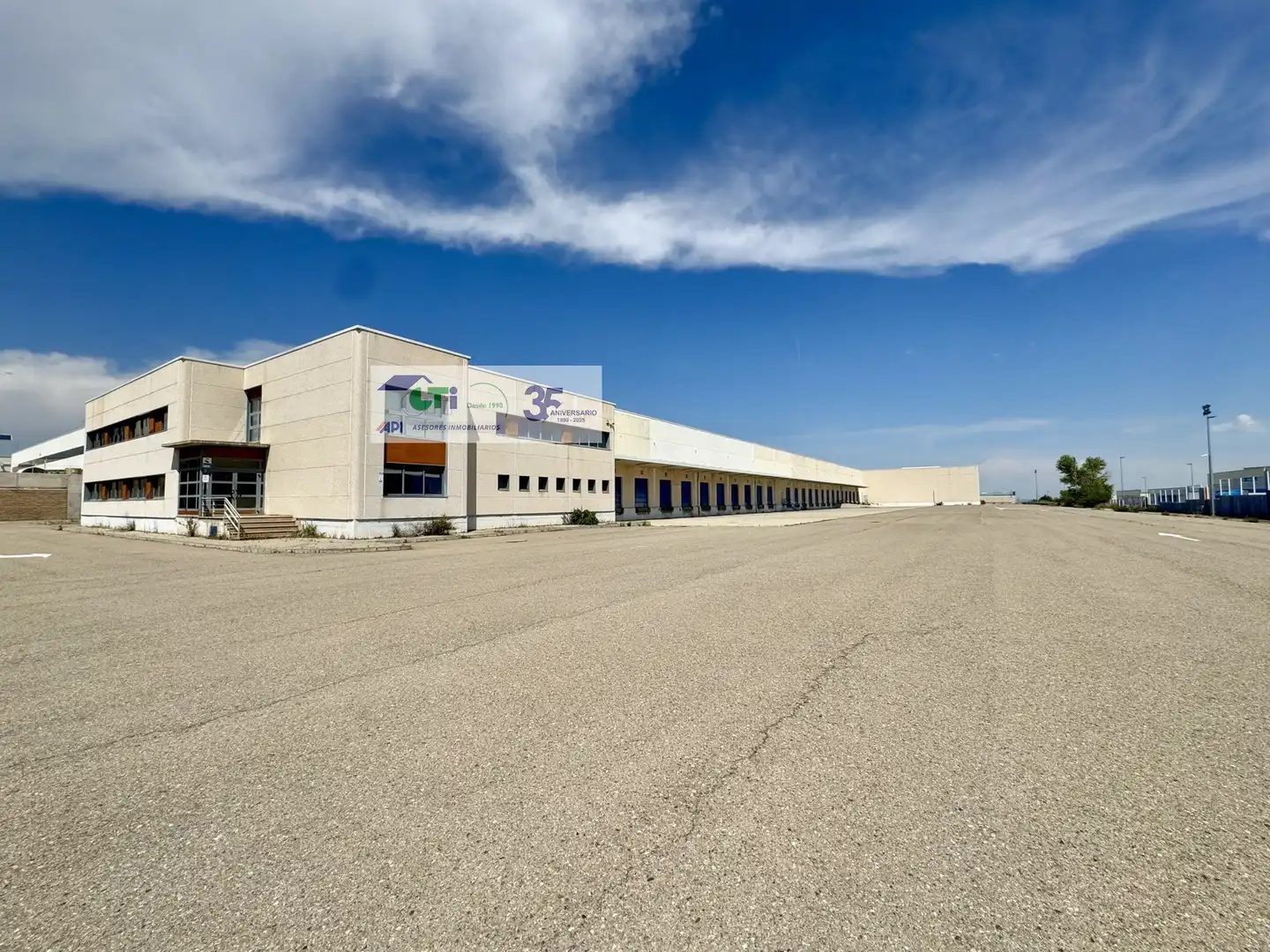 Industrial building to rent in C/ RÍO DE JANEIRO, imagen 49