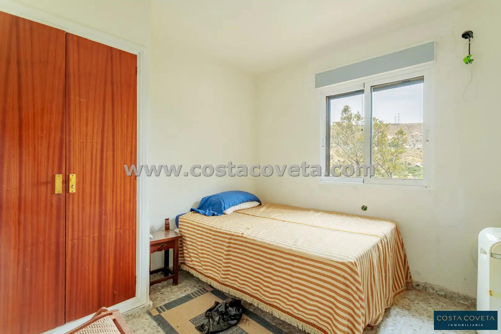 Schlafzimmer von Haus oder Chalet zum Verkauf in El Campello mit Klimaanlage, Privatgarten und Terrasse