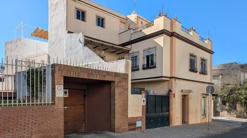 Foto 3 de Casa o xalet en venda a Calle Rico Cejudo, Barrio del Nervión, Sevilla