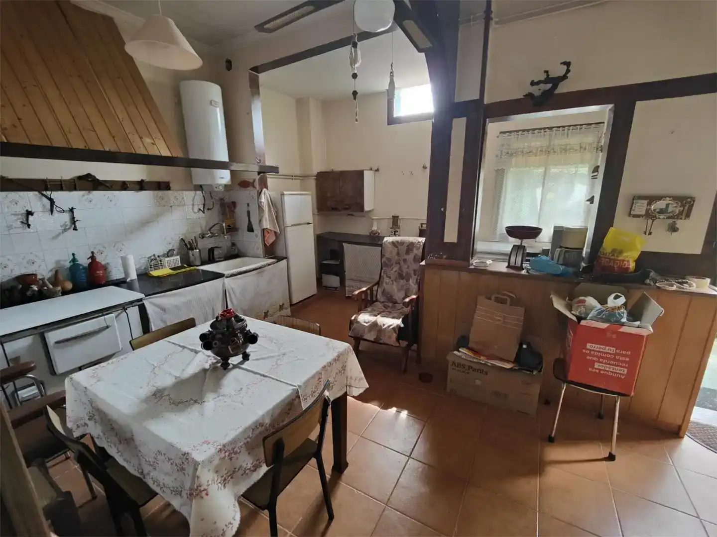 Cuina de Casa adosada en venda en Monforte de Lemos amb Jardí privat, Traster i Moblat