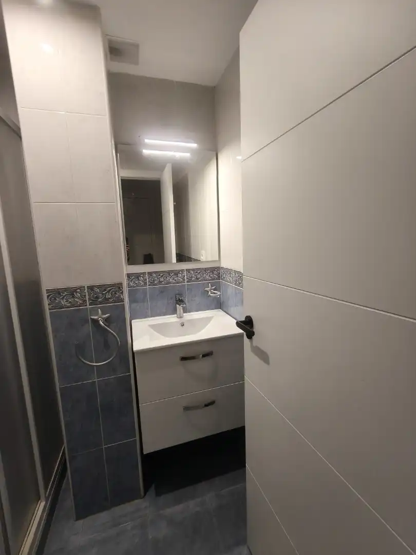 Baño de Casa adosada de alquiler en Monfarracinos, Zamora