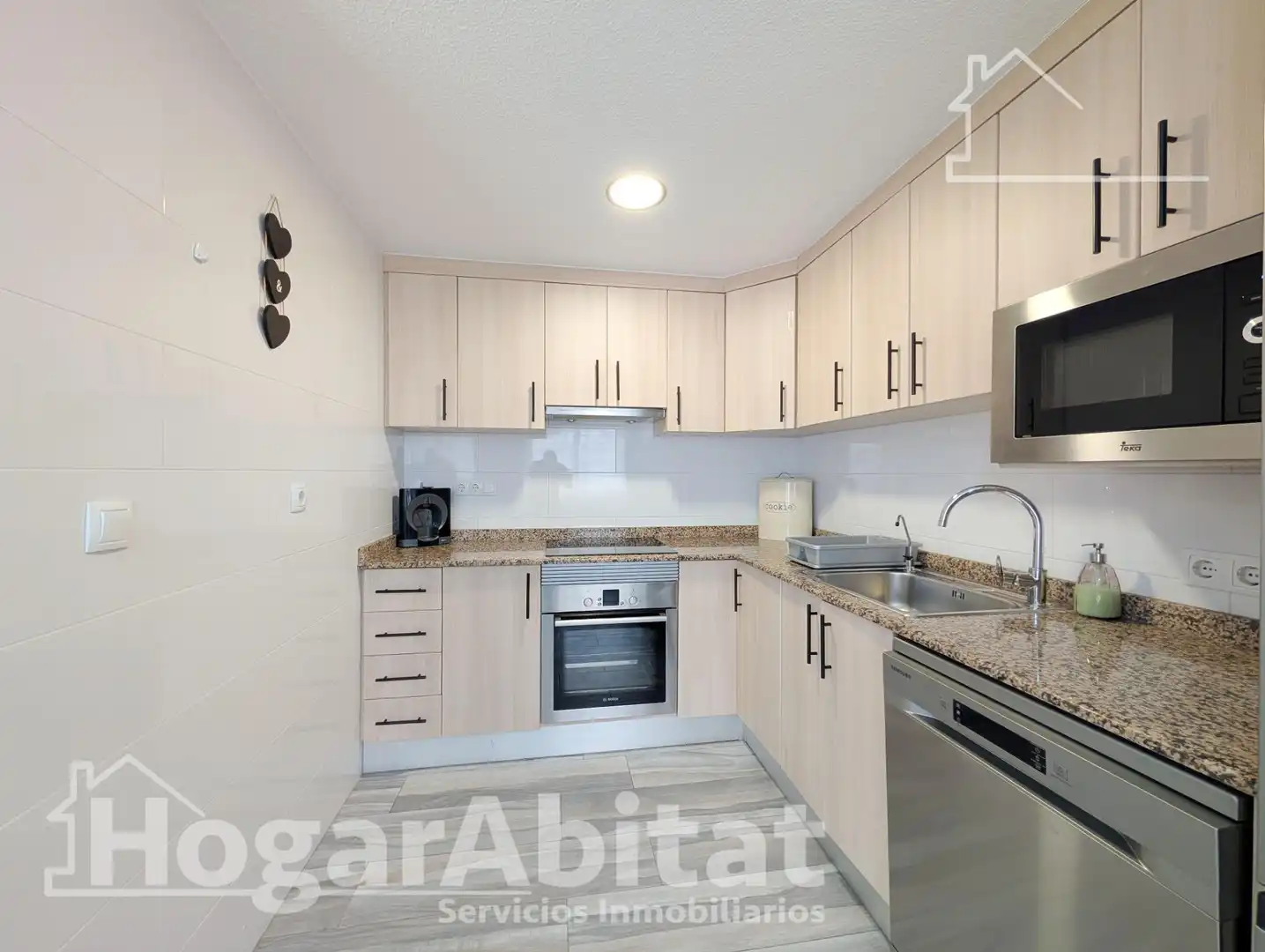 Cuina de Casa o xalet en venda en Santa Pola amb Aire condicionat, Terrassa i Moblat