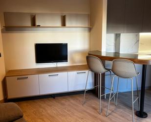 Sala d'estar de Apartament en venda en Torrelavega  amb Calefacció, Terrassa i Traster