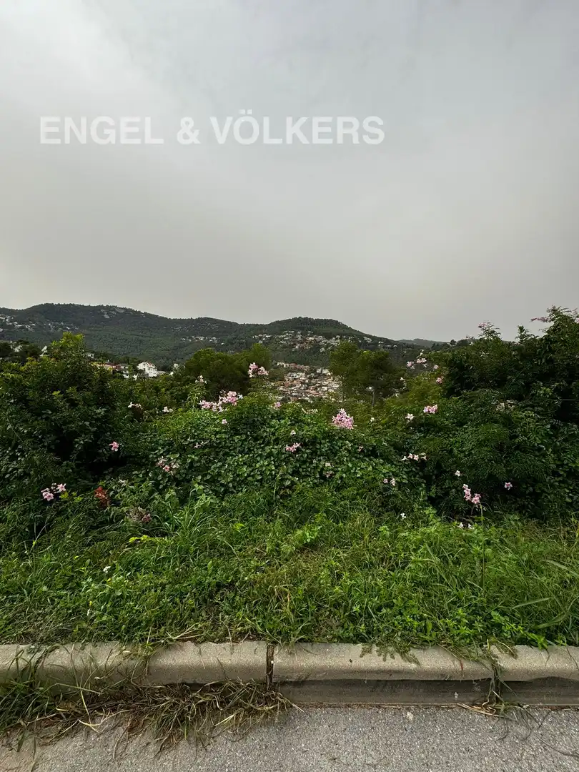 Terreny residencial en venda a Vallirana