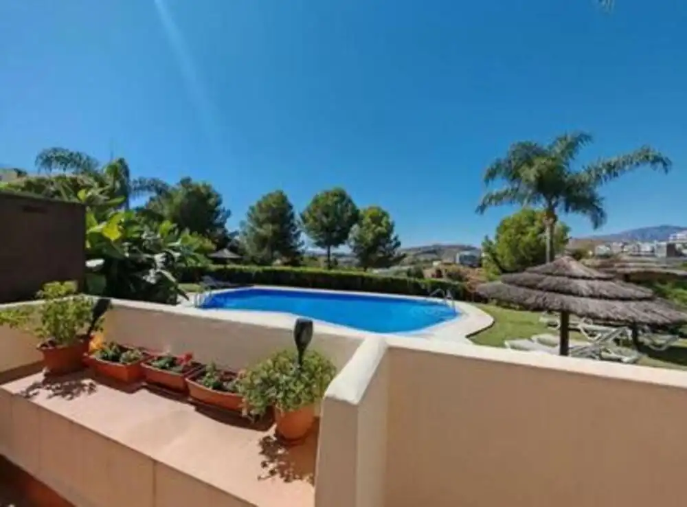 Habitatge amb piscina en venda a Benahavís pueblo, imagen 3