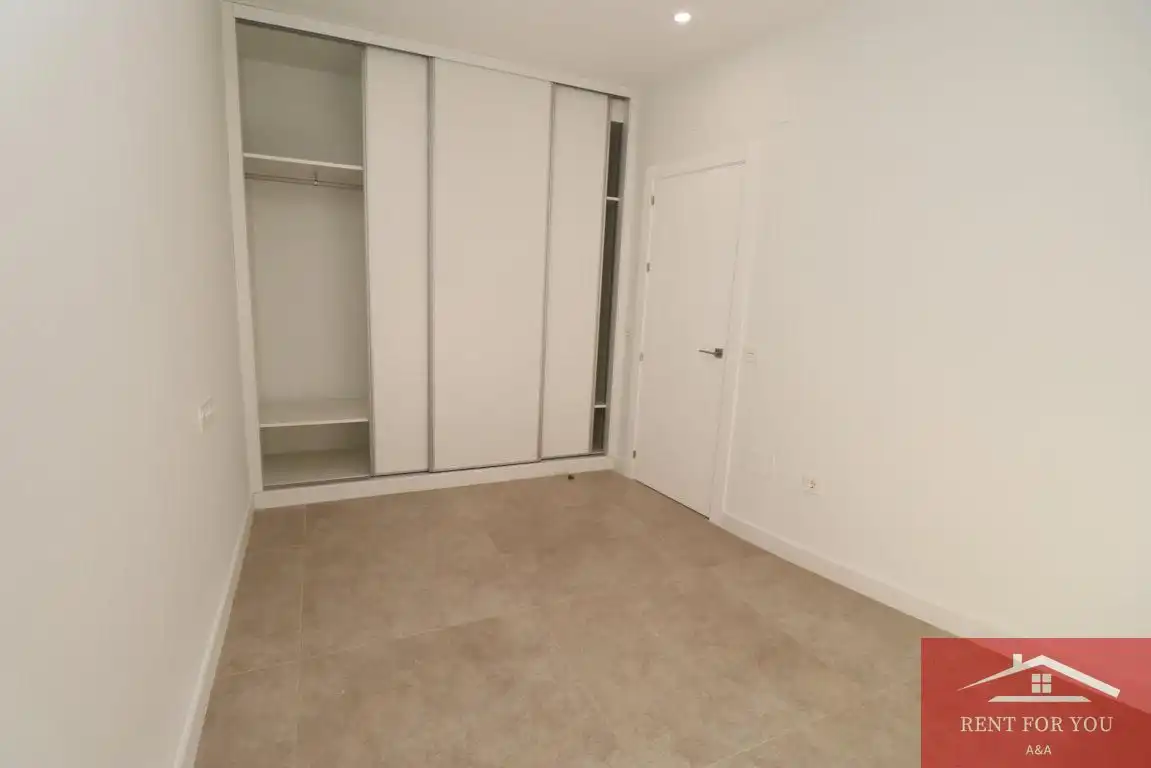 Habitación de Piso de alquiler en Alhaurín El Grande con Aire acondicionado y Balcón