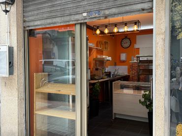 Locale commerciale in vendita a Agra del Orzán - Ventorrillo