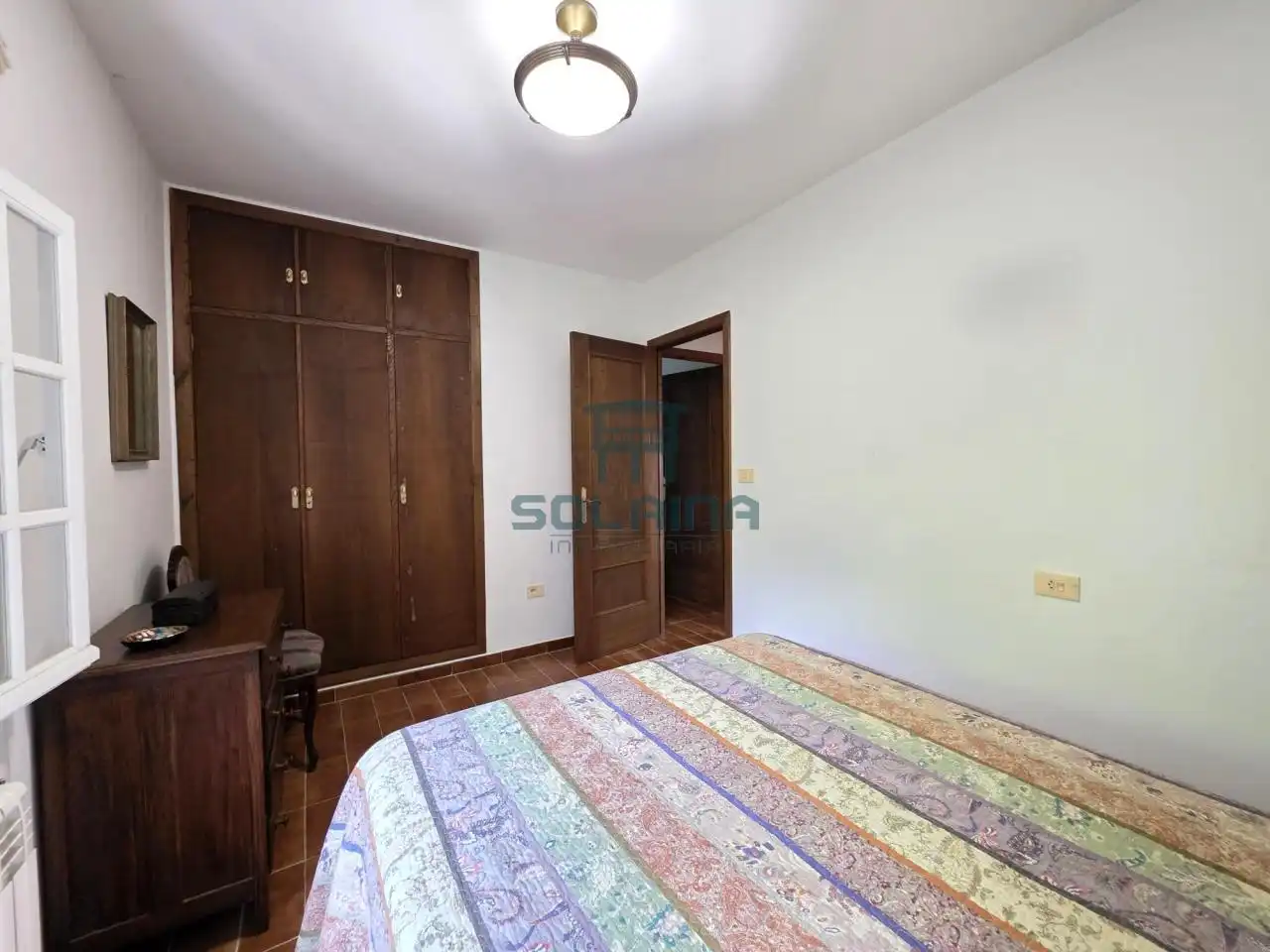 Dormitori de Casa o xalet en venda en Ourense Capital  amb Calefacció i Jardí privat