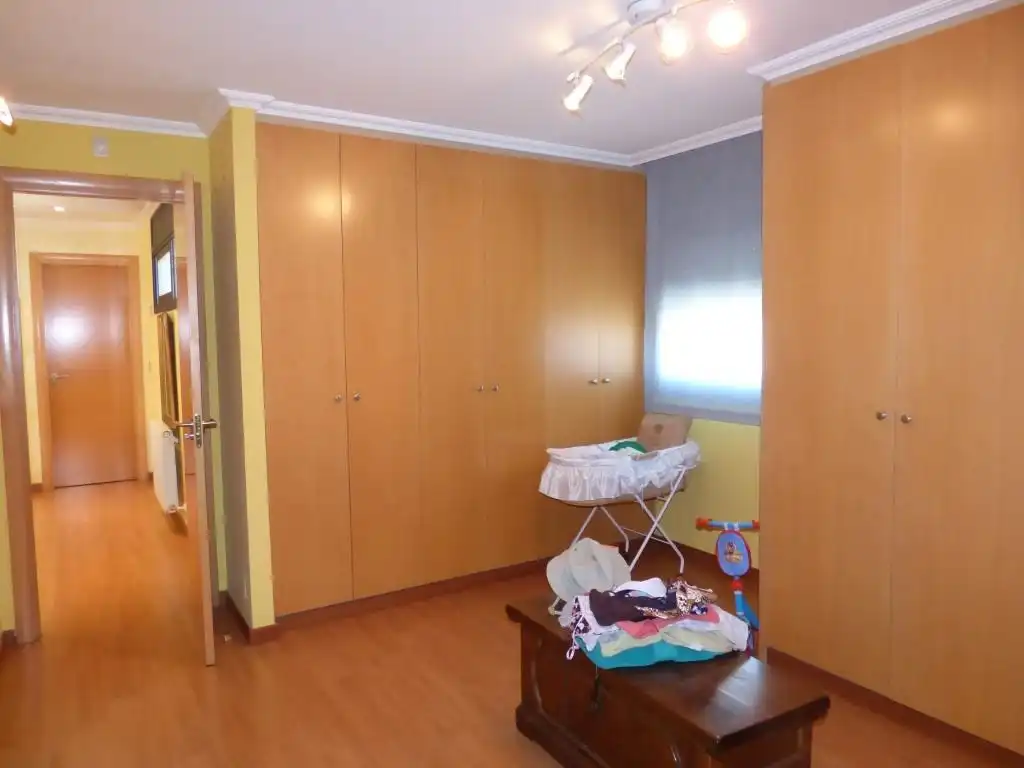 Dormitori de Casa o xalet en venda en Vilafant amb Aire condicionat, Jardí privat i Terrassa