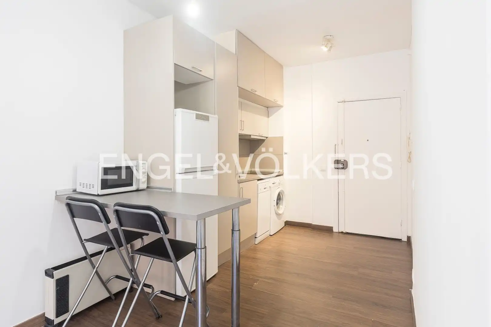 Cocina de Piso en venta en Barcelona con Calefacción y Amueblado