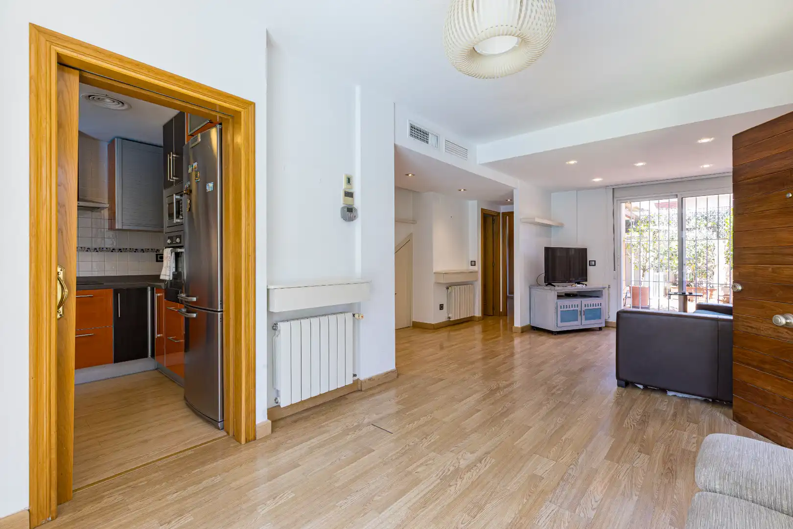 Sala de estar de Casa adosada en venta en Murcia con Aire acondicionado, Parquet y Terraza