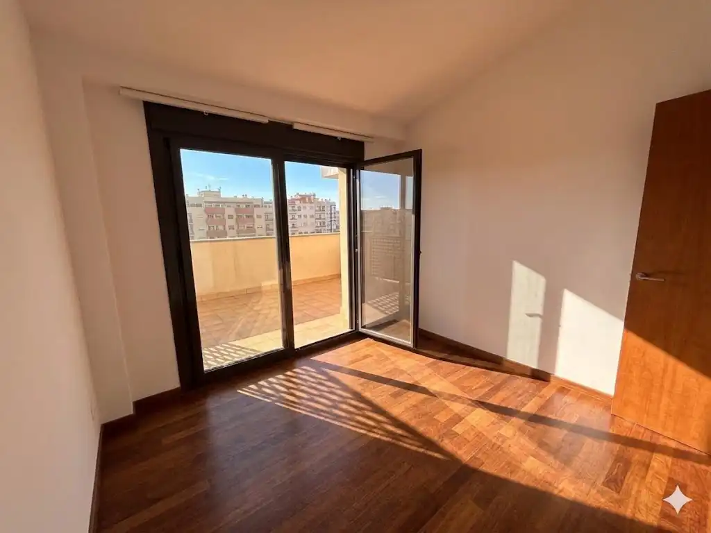 Schlafzimmer von Maisonette zum Verkauf in Terrassa mit Heizung, Parkett und Terrasse