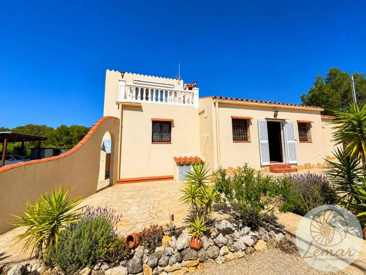 Vista exterior de Finca rústica en venta en El Perelló con Jardín privado, Terraza y Piscina