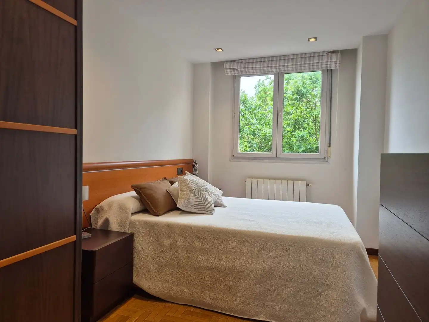 Schlafzimmer von Wohnung zum Verkauf in Gijón  mit Heizung, Abstellraum und Schwimmbad