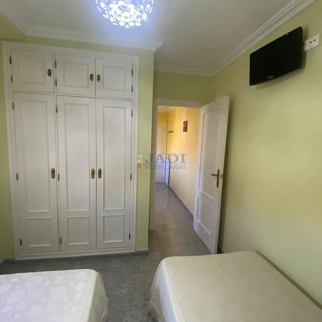 Flat for sale in Valdepeñas  with Air Conditioner, Heating and Terrace