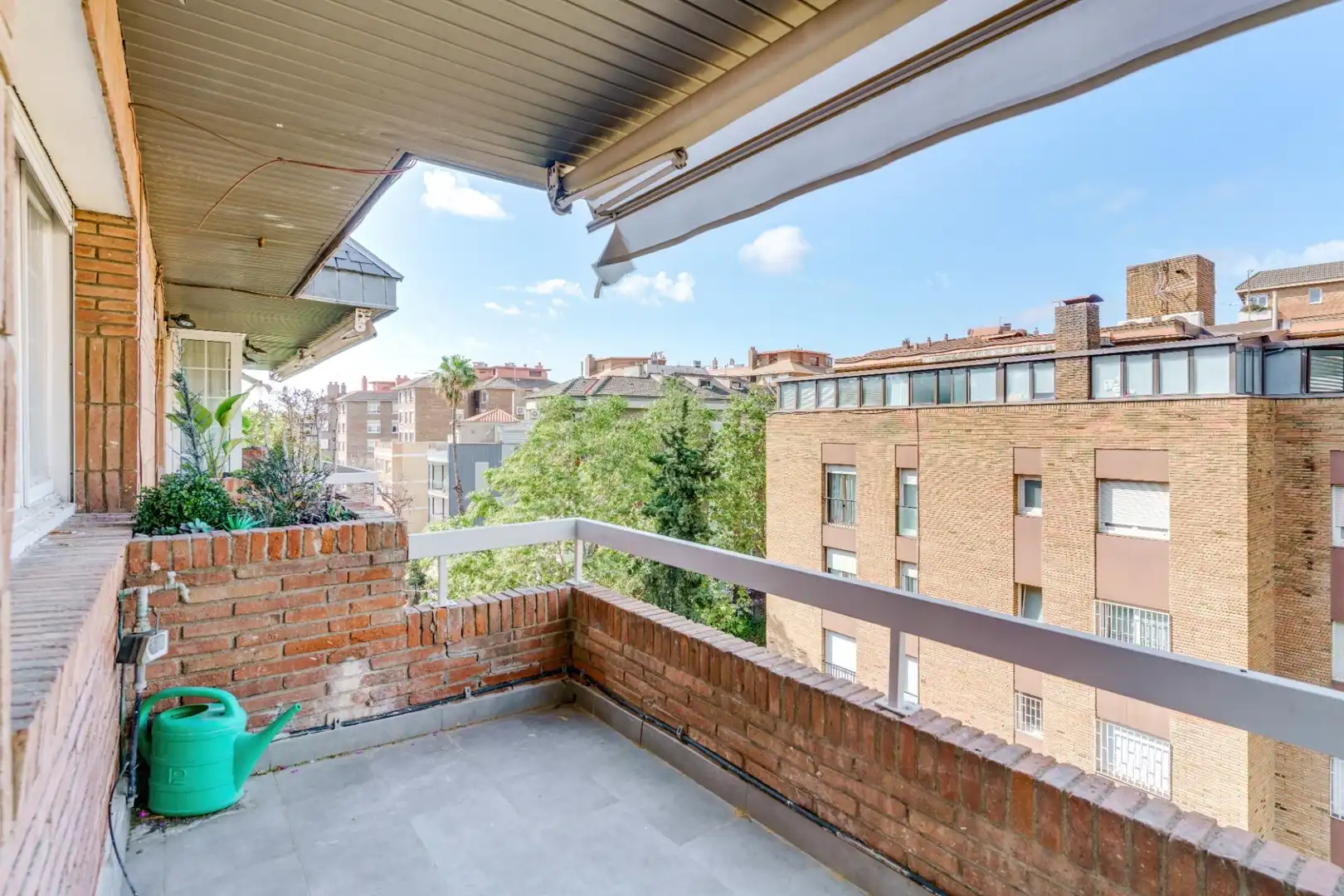 Terrasse von Maisonette zum Verkauf in Barcelona mit Klimaanlage, Parkett und Terrasse