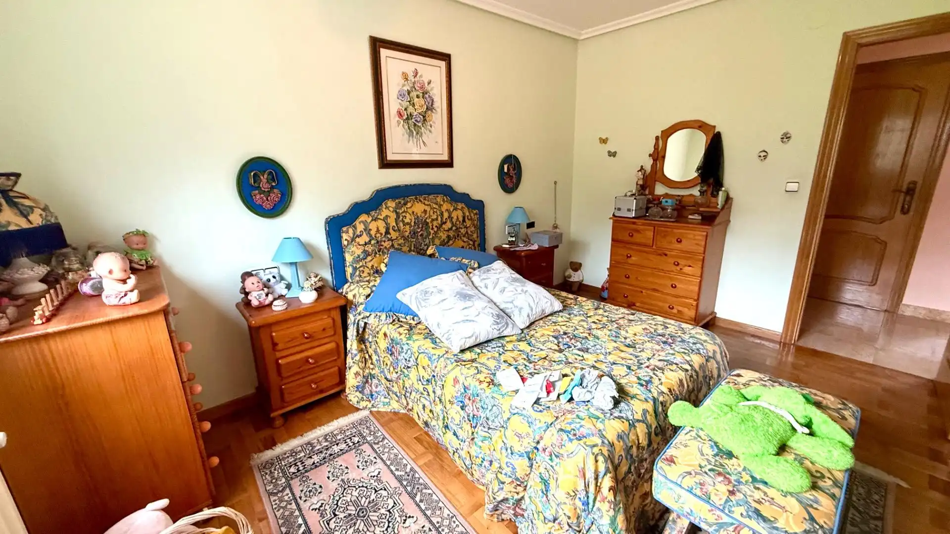 Bedroom of Country homes for sale in Toén  with Private garden, Storage room and Swimming Pool