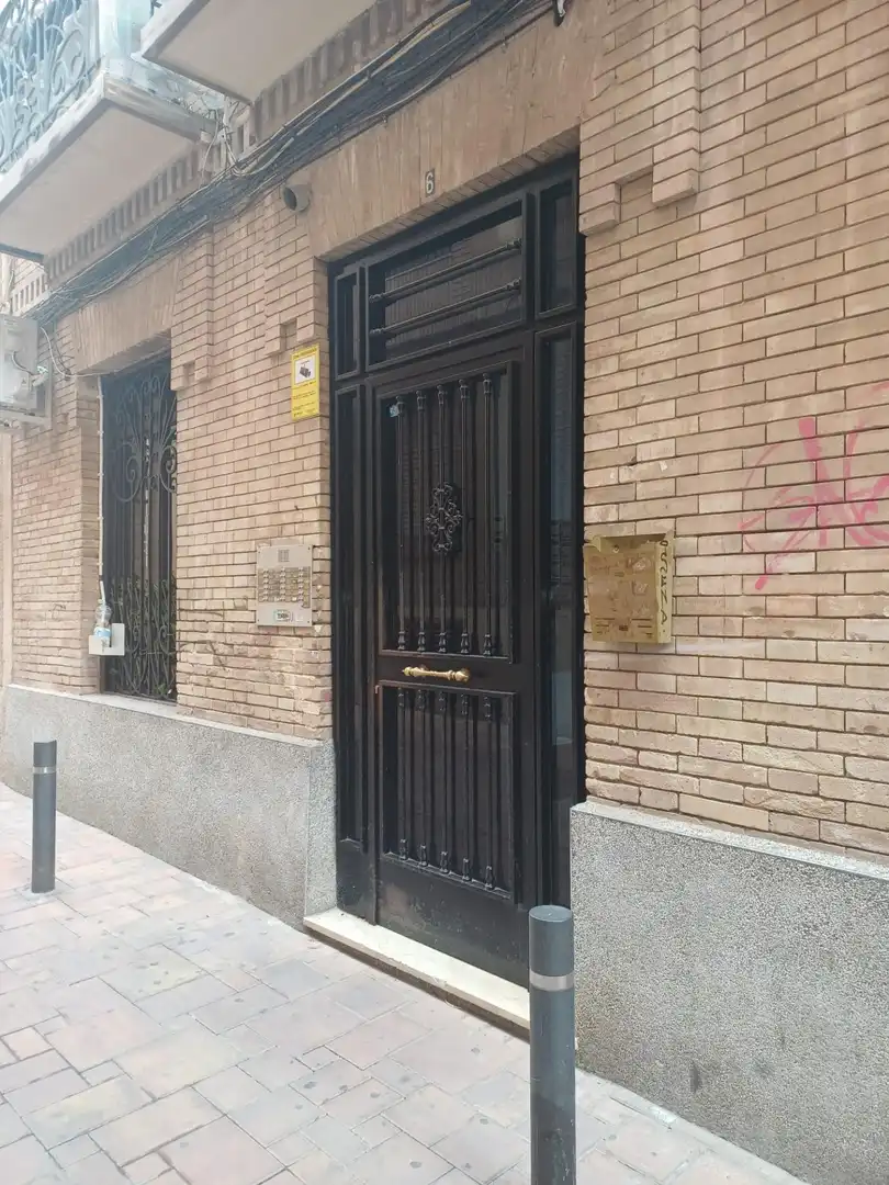 Vista exterior de Estudio de alquiler en Murcia con Aire acondicionado, Calefacción y Amueblado