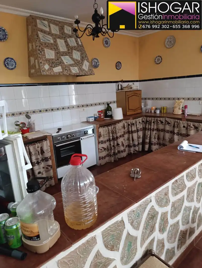 Cocina de Finca rústica en venta en Valdepeñas