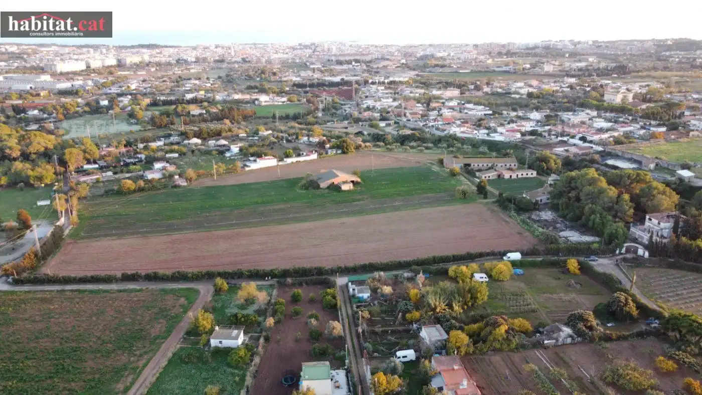 Finca rústica en venta en Vilanova i la Geltrú con Jardín privado y Terraza