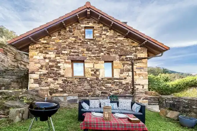 Terrassa de Casa o xalet en venda en Bárcena de Pie de Concha, Cantabria
