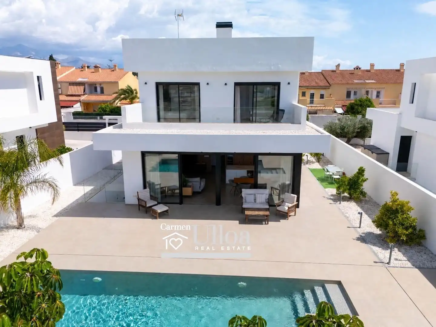 Vista exterior de Casa o xalet en venda en Sant Joan d'Alacant amb Aire condicionat, Calefacció i Terrassa
