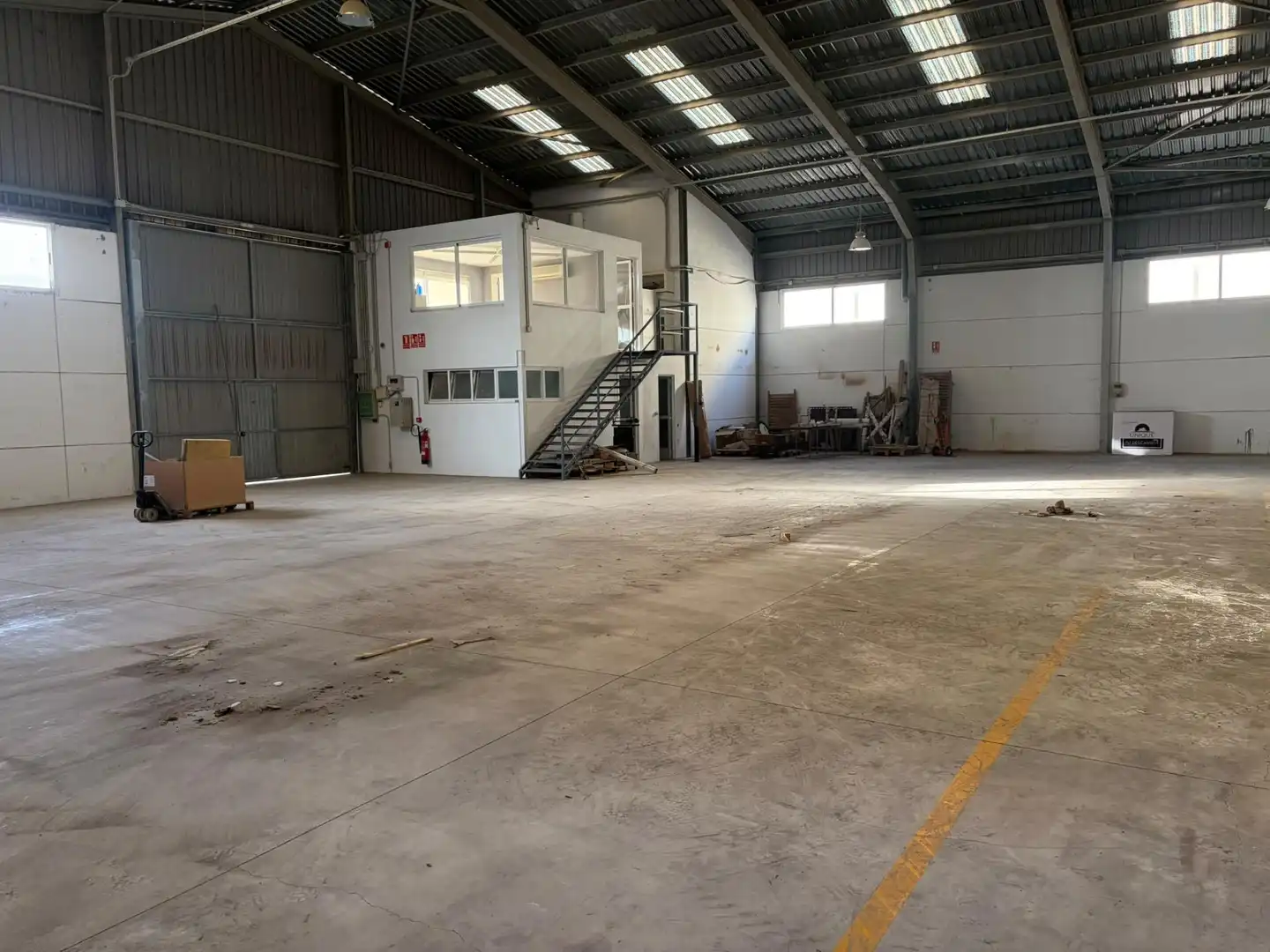 Industrial building to rent in Alcàsser, imagen 4