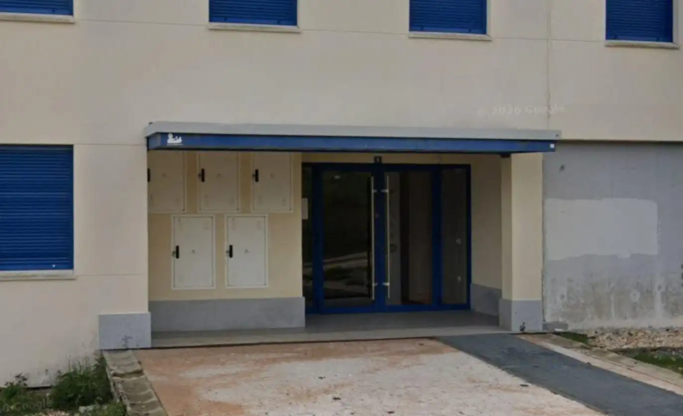 Vista exterior de Piso en venta en Puebla de Lillo