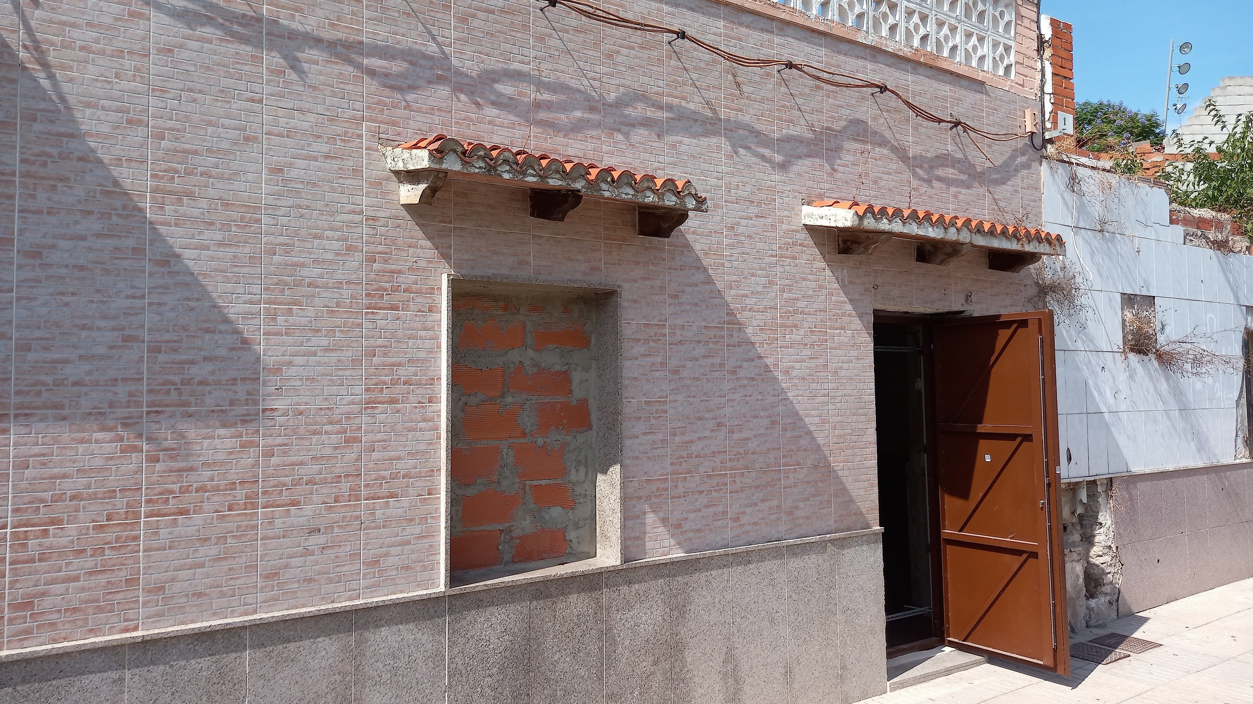 Exterior view of House or chalet for sale in Alzira