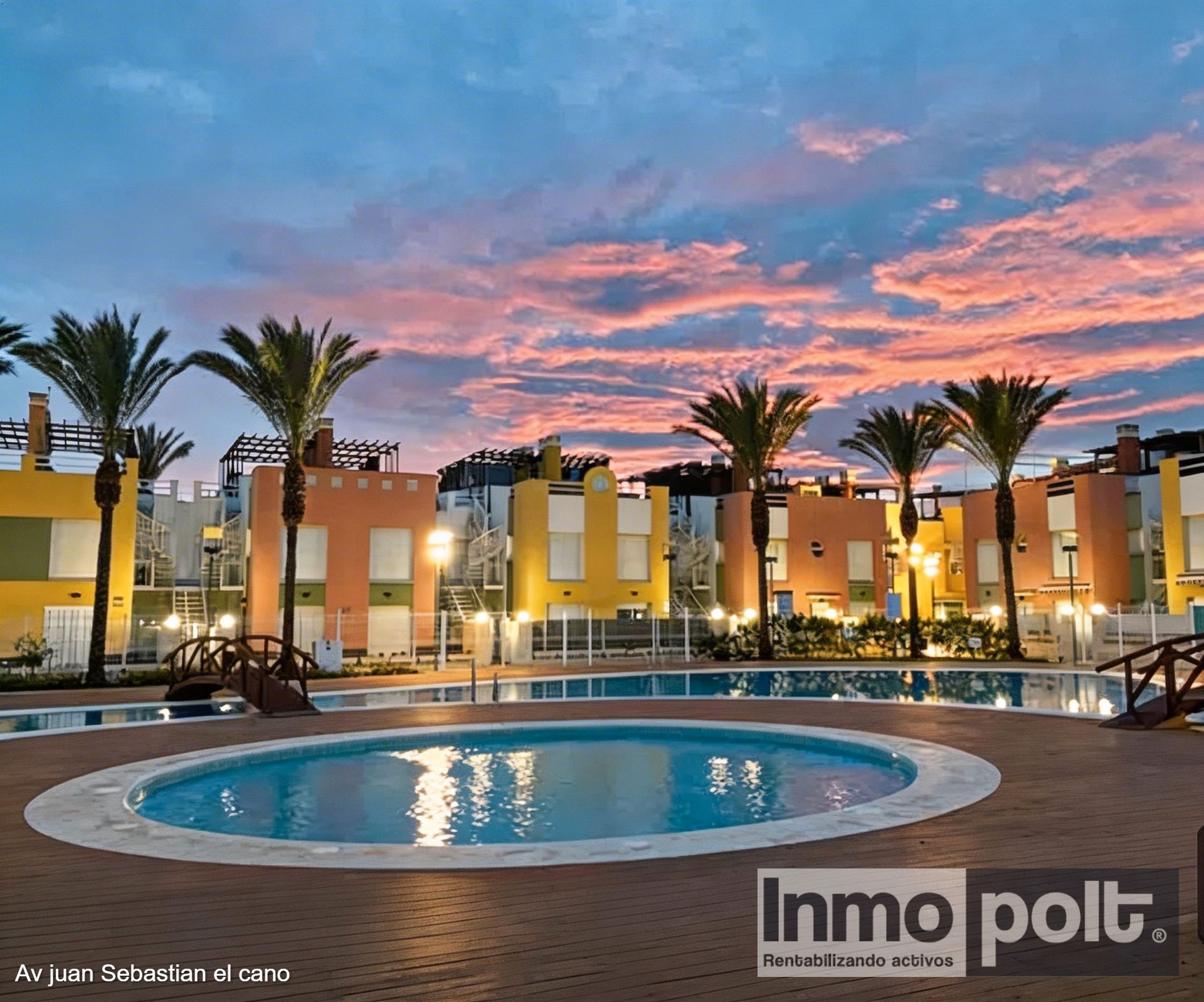 Piscina de Ático de alquiler en Vera con Aire acondicionado, Terraza y Amueblado