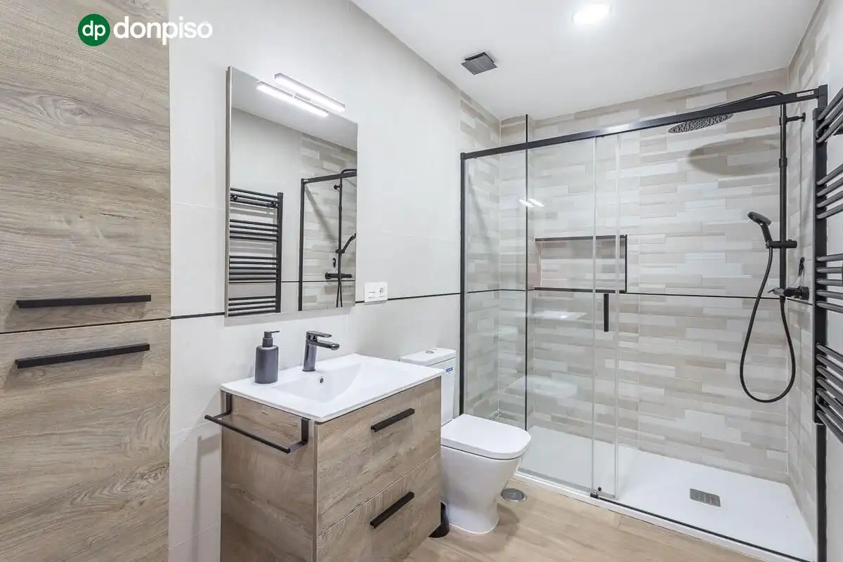Bathroom of Detached homes for sale in Churriana de la Vega  with Air Conditioner