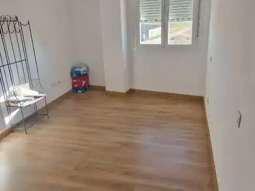 Schlafzimmer von Wohnung zum Verkauf in Carmena mit Balkon