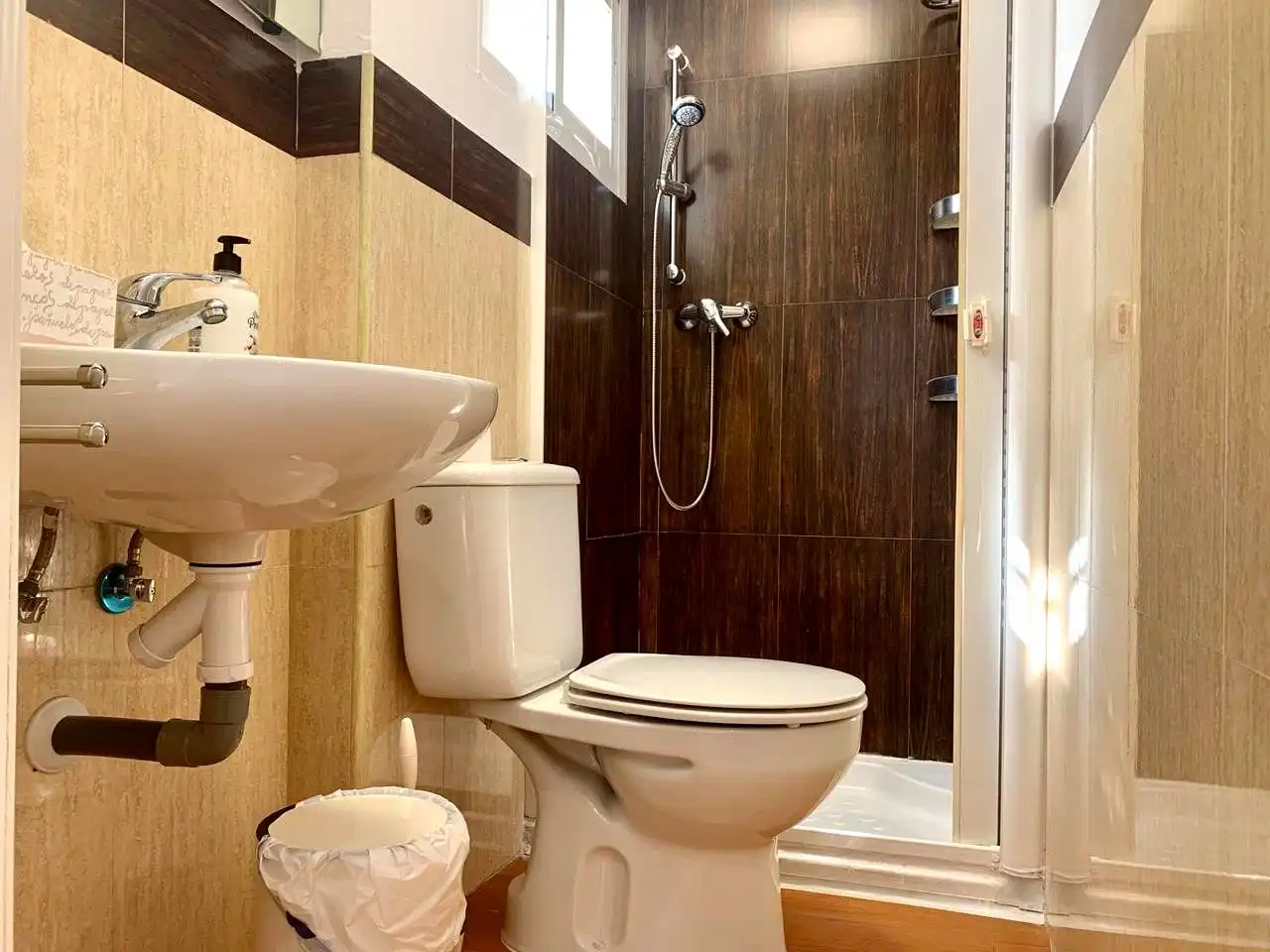 Badezimmer von Wohnung zum Verkauf in Lucena