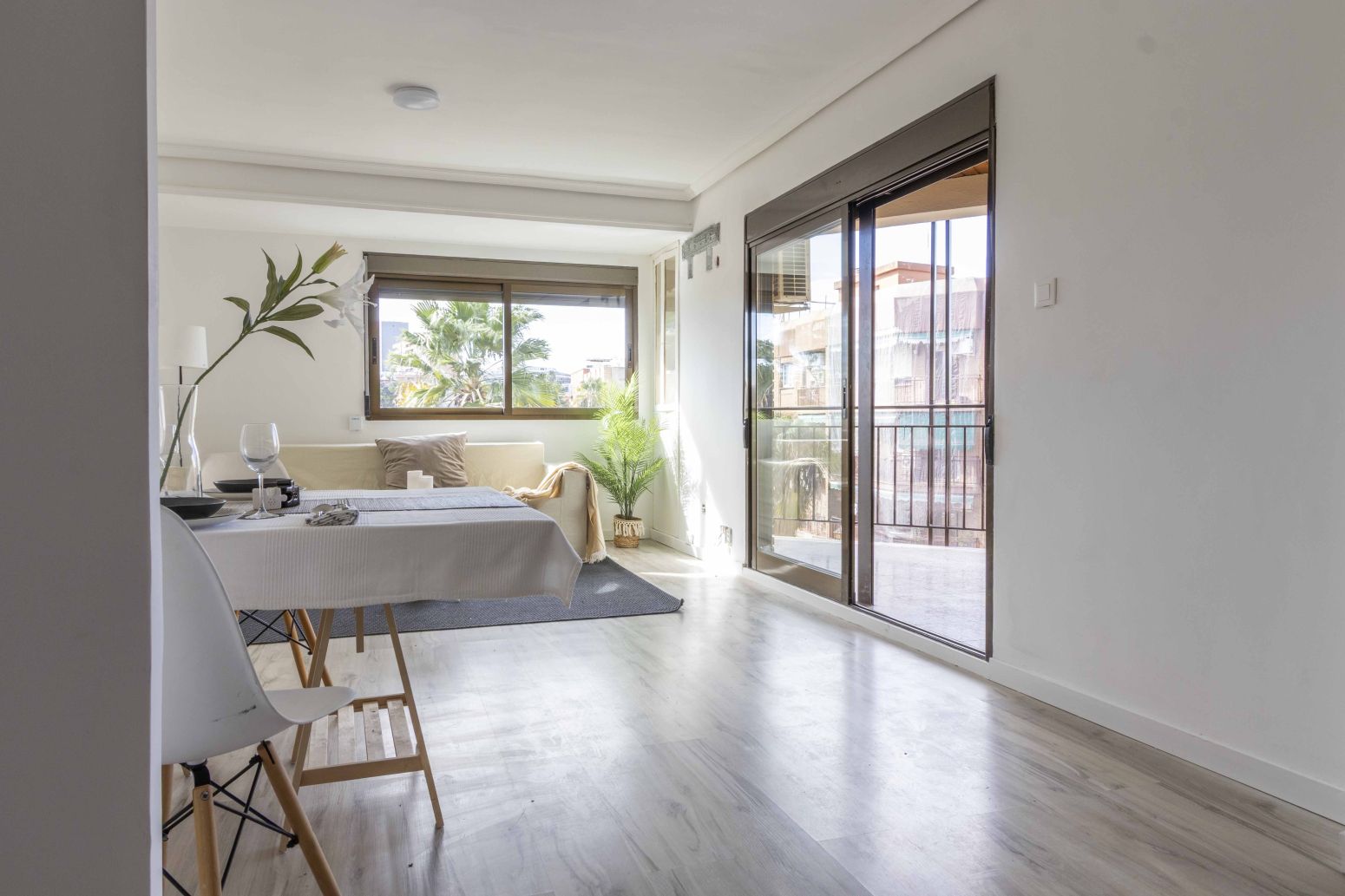 Bedroom of Flat for sale in  Valencia Capital  with Balcony