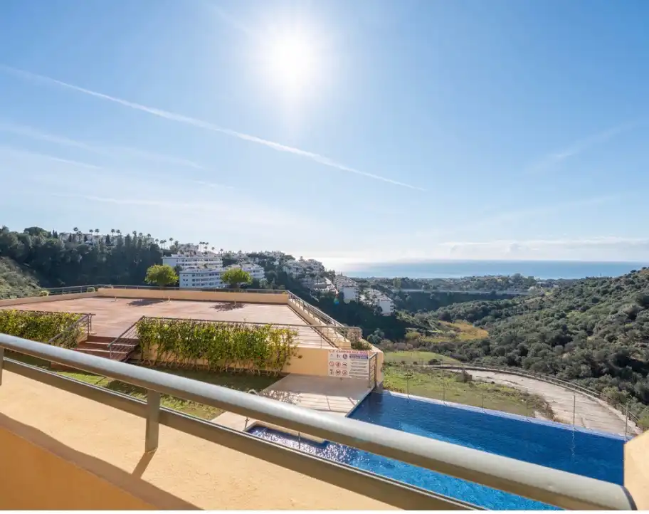 Piso con piscina en venta en Calahonda, imagen 5